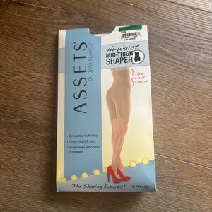 Spanx Assets Size 3 Hi Waist Mid-Thigh Shape by Sara Blakely Nude